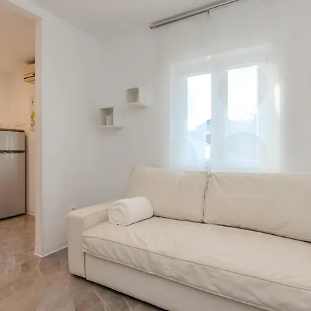 Apartament Tauzer Mandre