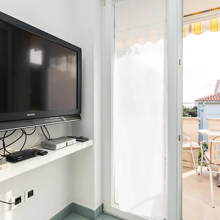 Apartament Tauzer *