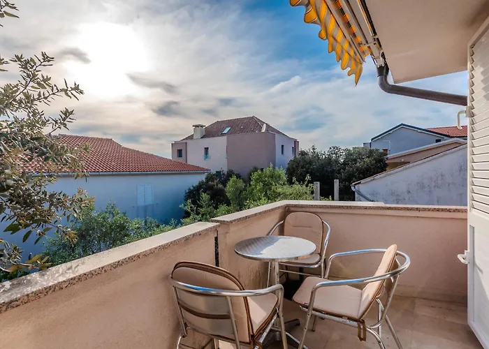 شقة Tauzer ماندري