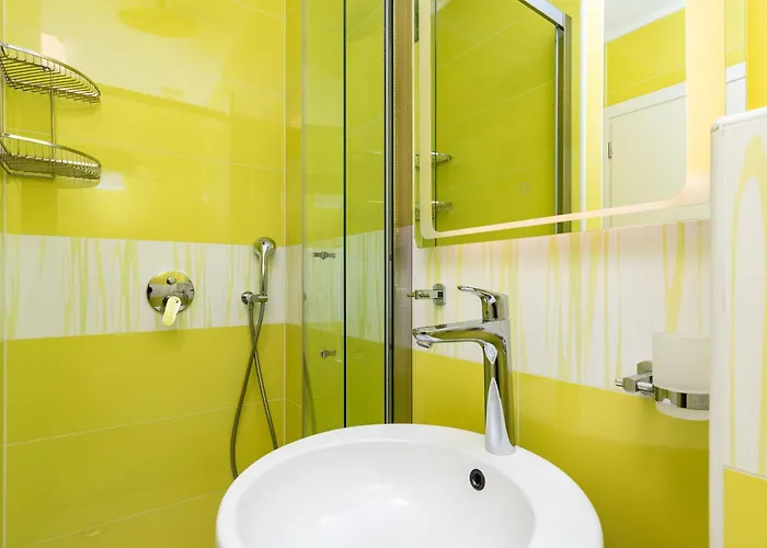Tauzer Apartament Mandre